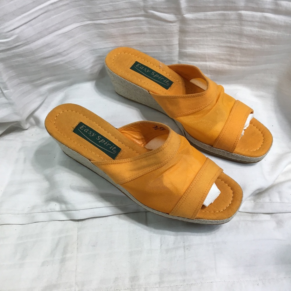 Easy Spirit slip on wedges, fabric upper, size 6M, 1.75”heel, .5”front lift,